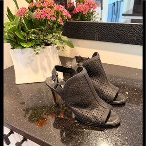 Sesto Meucci Sandal Sz 7.